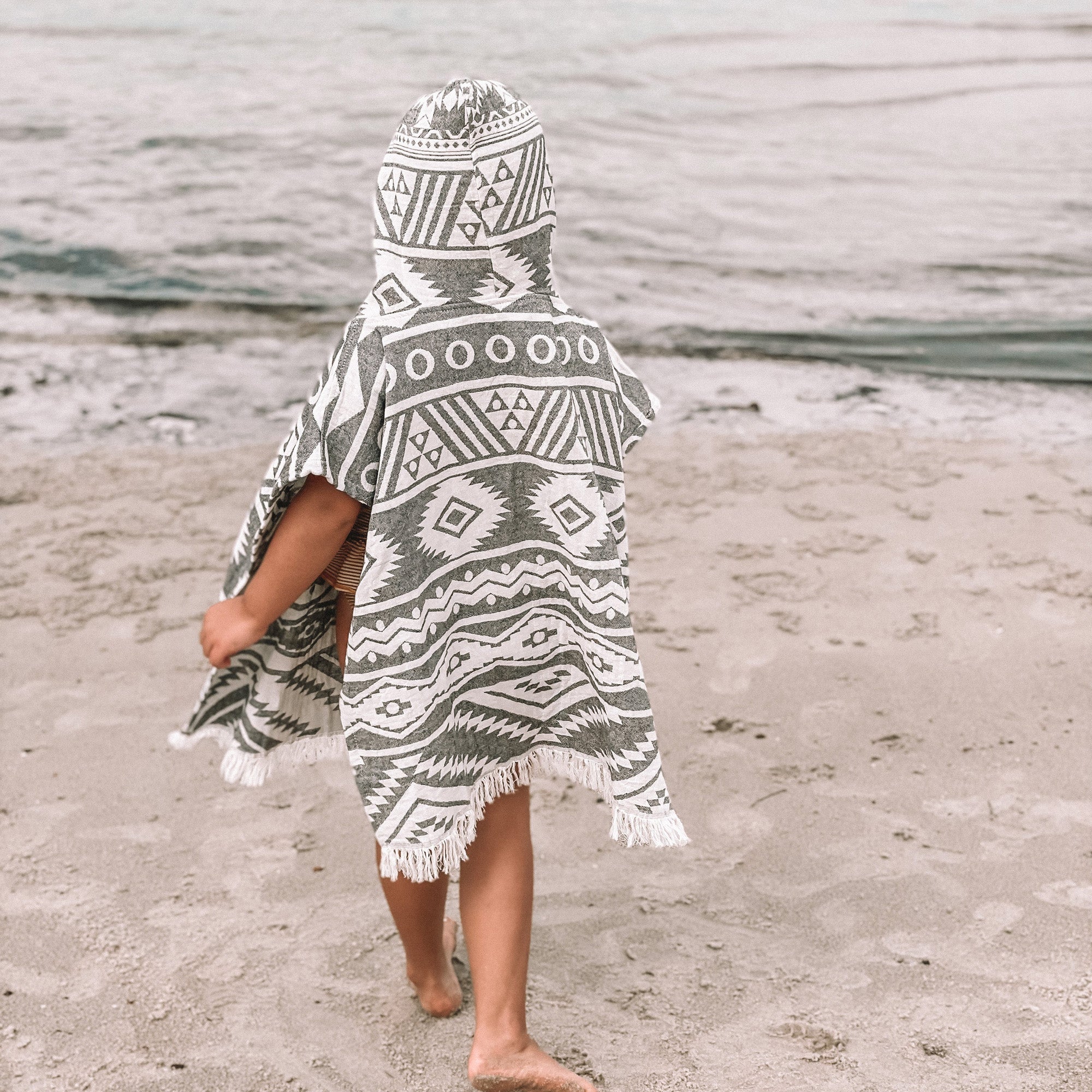 Cleo Aztec Cotton Hooded Kids Beach Towel Smoke Alice Ivy